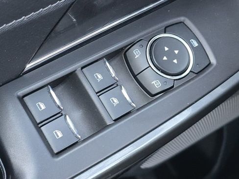 Used 2022 Ford F150 XLT w/ Equipment Group 302A High image 13