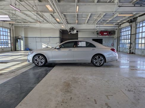 Used 2020 Mercedes-Benz S 450 4MATIC Sedan image 9