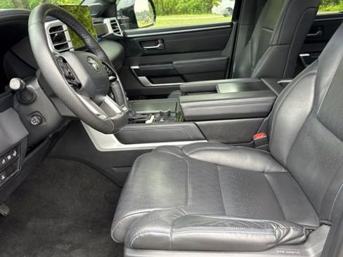 Used 2024 Toyota Tundra Platinum AWD/4WD image 13