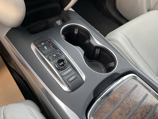 Used 2020 Acura MDX w/ Technology Package FWD image 24