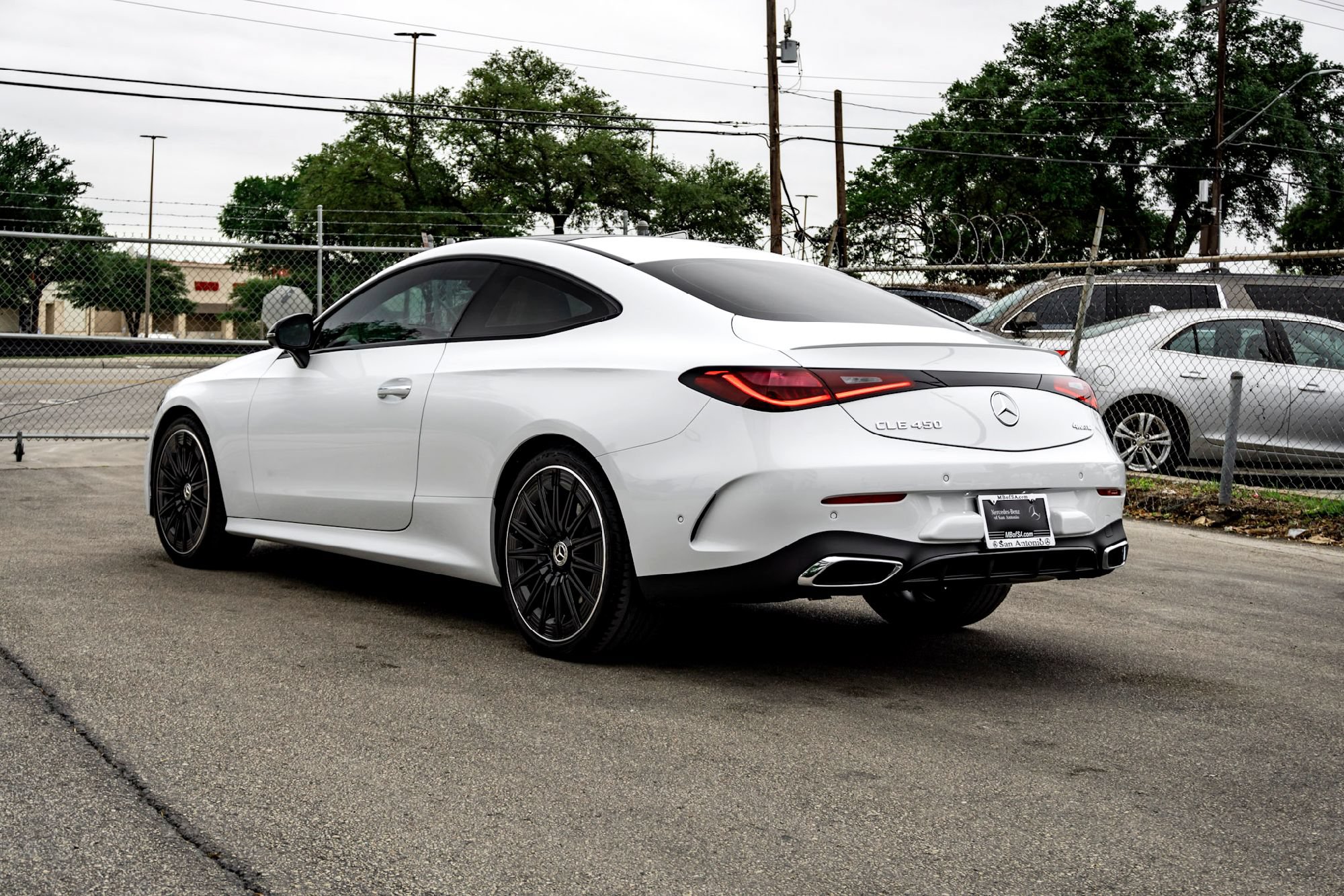 New 2026 Mercedes-Benz CLE 450 4MATIC Coupe image 5