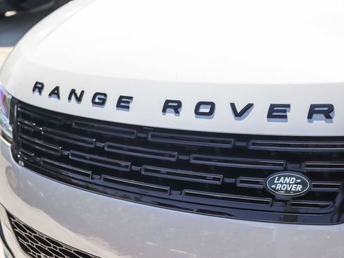 Used 2026 Land Rover Range Rover Sport Dynamic SE AWD/4WD image 11