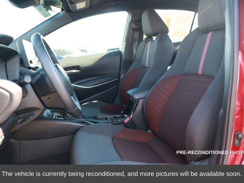 Used 2025 Toyota Corolla SE image 17