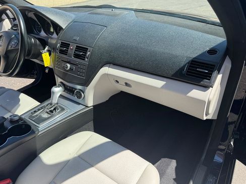 Used 2011 Mercedes-Benz C 300 Sedan image 25