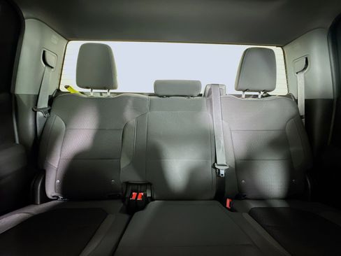 Used 2021 Chevrolet Silverado 1500 LT image 30