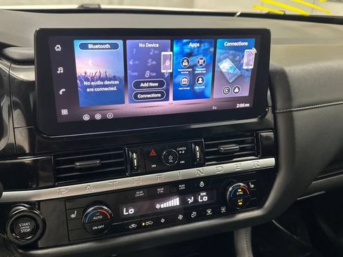 New 2026 Nissan Pathfinder SL w/ SL Premium Package AWD/4WD image 12