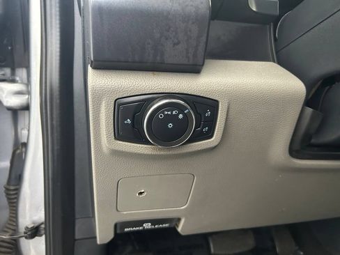Used 2022 Ford F350 XLT AWD/4WD image 39