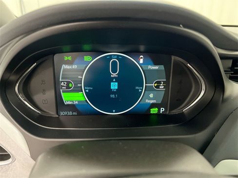 Used 2021 Chevrolet Bolt Premier w/ Infotainment Package image 11