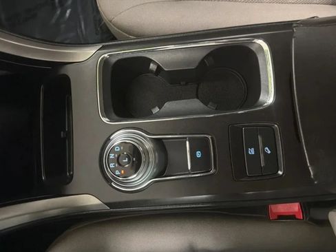 Used 2017 Ford Fusion S FWD image 12
