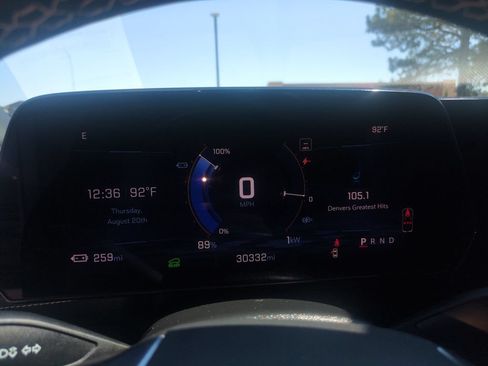 Used 2024 Chevrolet Blazer EV LT AWD/4WD image 16