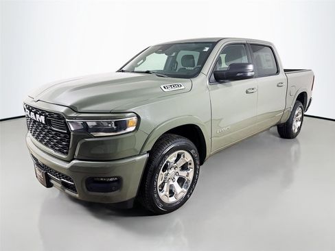 New 2026 RAM 1500 Big Horn AWD/4WD image 4