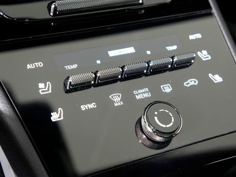 Certified 2026 Porsche Cayenne Coupe AWD/4WD image 30
