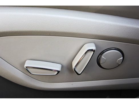 Used 2020 Lincoln Nautilus Reserve w/ Cargo Utility Package FWD image 30