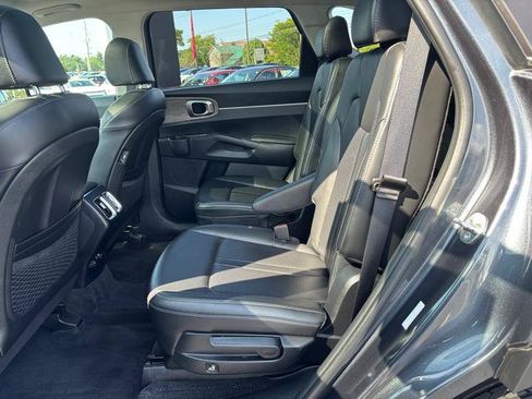 Certified 2023 Kia Sorento X-Line EX AWD/4WD image 13
