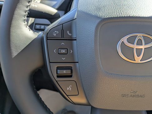 New 2026 Toyota Prius LE image 18