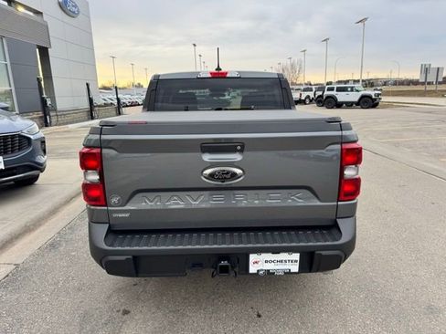 Certified 2024 Ford Maverick XLT w/ XLT Luxury Package image 40