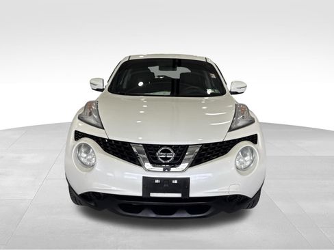Used 2015 Nissan Juke S FWD image 17