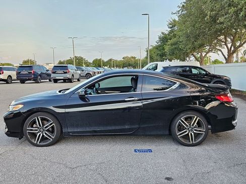 Used 2016 Honda Accord Touring image 8