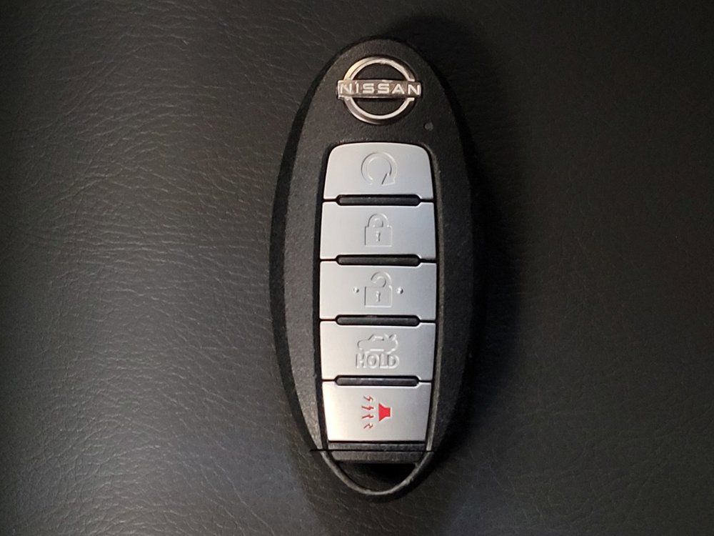 Used 2025 Nissan Altima 2.5 SR FWD image 32