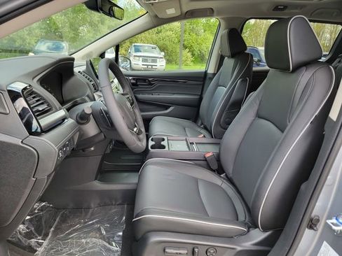 New 2026 Honda Odyssey Touring image 16