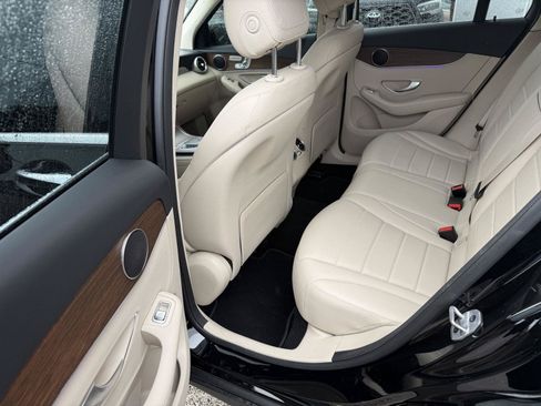 Used 2022 Mercedes-Benz GLC 300 4MATIC image 14