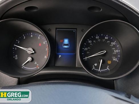 Used 2018 Toyota C-HR XLE FWD image 14