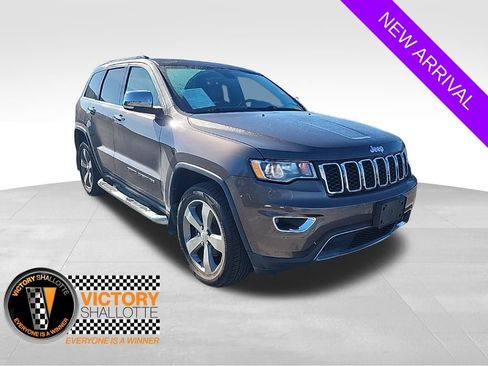 Used 2017 Jeep Grand Cherokee Limited image 1