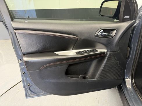 Used 2018 Dodge Journey GT image 21