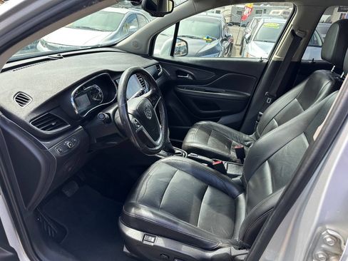 Used 2020 Buick Encore Essence AWD/4WD image 12