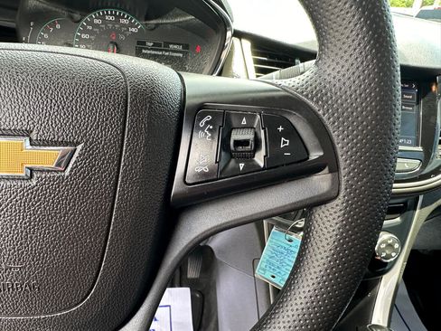 Used 2020 Chevrolet Trax LS w/ Tint and Cruise Package image 14