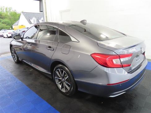 Used 2021 Honda Accord EX-L image 10