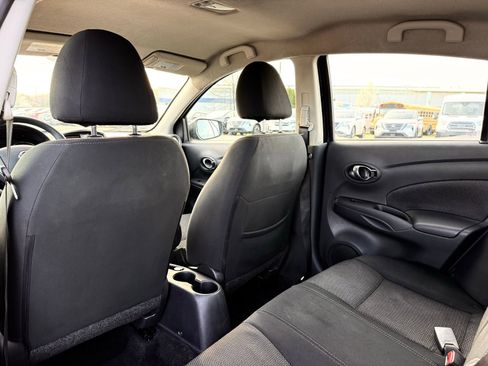 Used 2019 Nissan Versa SV image 16