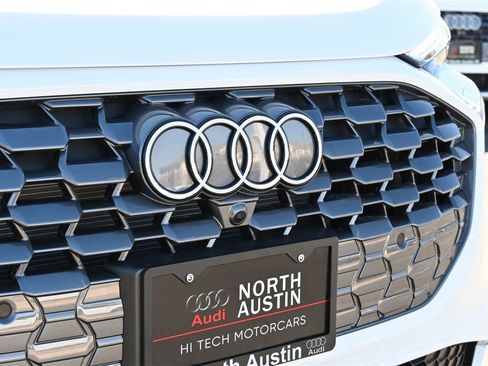 New 2025 Audi Q5 Premium Plus image 22