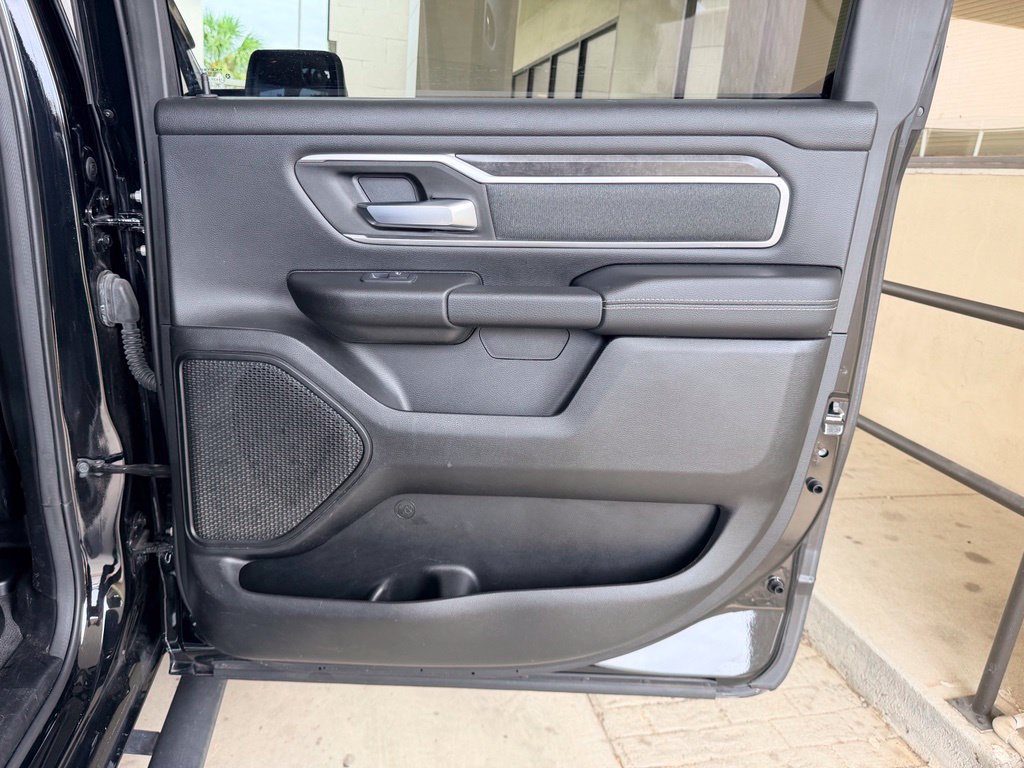 Used 2022 RAM 1500 Big Horn RWD image 32