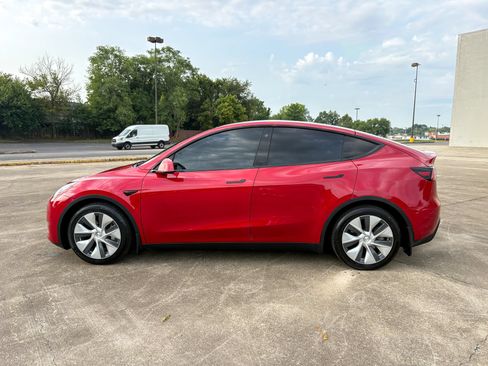 Used 2021 Tesla Model Y Long Range AWD/4WD image 7