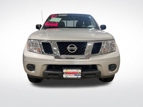 Certified 2018 Nissan Frontier SV image 2