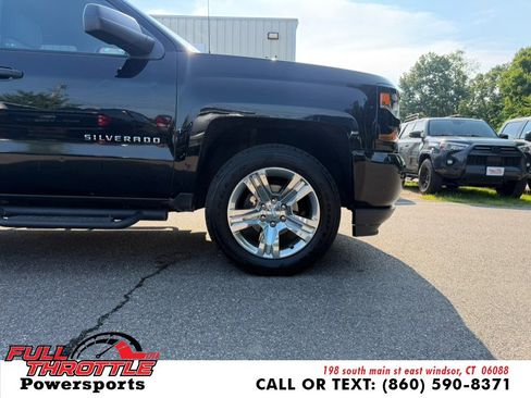 Used 2018 Chevrolet Silverado 1500 Custom w/ Custom Convenience Package AWD/4WD image 27