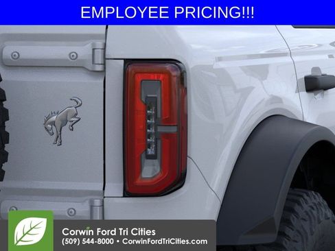 New 2026 Ford Bronco Outer Banks AWD/4WD image 21