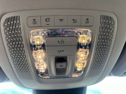 Used 2023 Mercedes-Benz GLS 450 4MATIC image 20