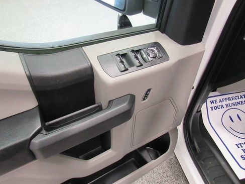 Used 2018 Ford F150 XL w/ Equipment Group 101A Mid RWD image 35