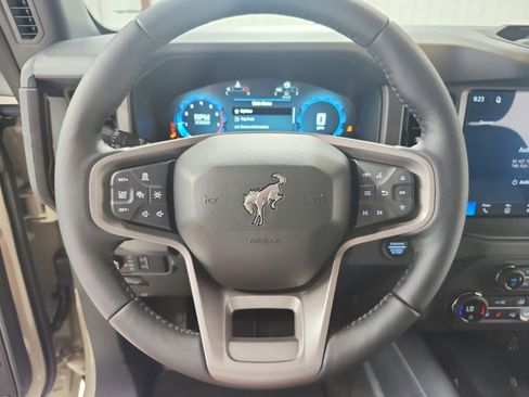 New 2026 Ford Bronco Badlands AWD/4WD image 22
