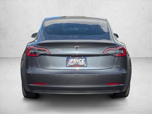Used 2018 Tesla Model 3 Long Range image 7