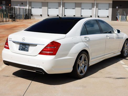 Used 2013 Mercedes-Benz S 550 w/ Sport Pkg image 13