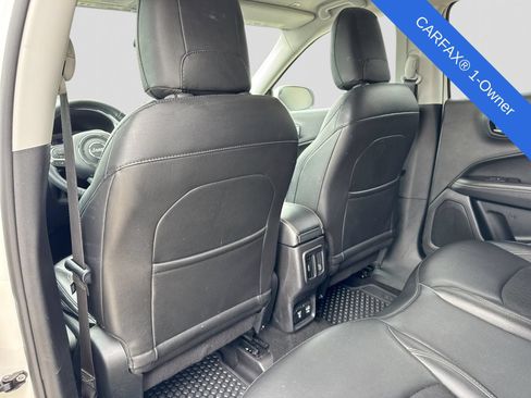 Used 2019 Jeep Compass Latitude w/ Cold Weather Group AWD/4WD image 21