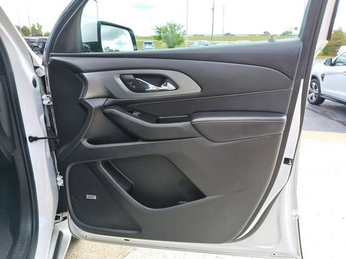 Used 2019 Chevrolet Traverse Premier FWD image 21