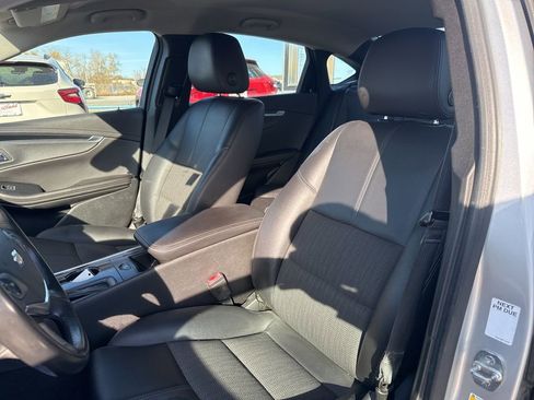 Used 2019 Chevrolet Impala LT image 51