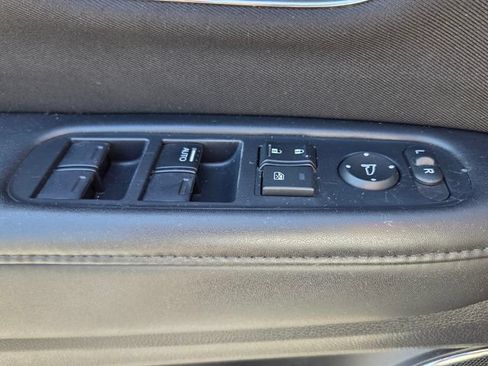 Used 2017 Honda HR-V EX image 28