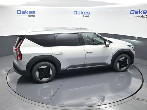 New 2026 Kia EV9 Wind AWD/4WD image 56