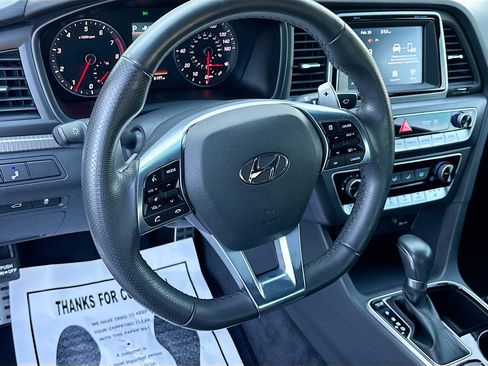 Used 2018 Hyundai Sonata Sport image 11