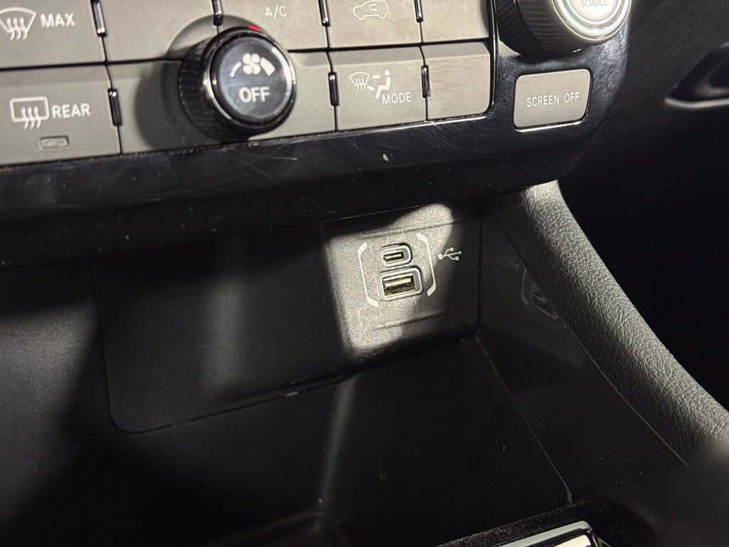 Used 2023 Jeep Compass Latitude AWD/4WD image 27